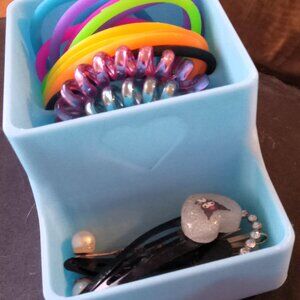 3-D Printed Hair Tie / Bobby Pin Holder W/ Heart